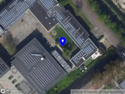 Ambulance met grote spoed naar de Zweilandlaan in Leiden