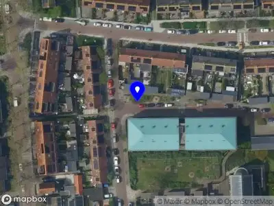 Ambulance met grote spoed naar de Voorstraat in Egmond aan Zee