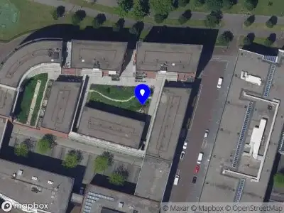 Ambulance met gepaste spoed naar de Leerparkpromenade in Dordrecht