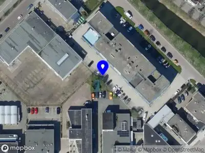 Ambulance met grote spoed naar de Theemsweg in Spijkenisse