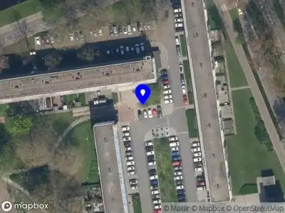 Brandweer met grote spoed naar de Schubertplein in Schiedam vanwege stankoverlast