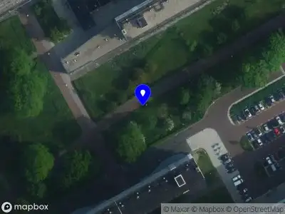 Ambulance met grote spoed naar de Hofgeest in Amsterdam