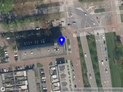 Ambulance met grote spoed naar de Mozartlaan in Schiedam