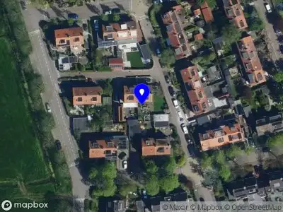Ambulance met grote spoed naar de Moinatstraat in Abcoude