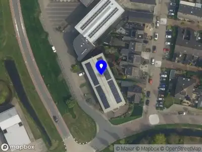 Ambulance met grote spoed naar de Potgietersingel in Zevenhuizen