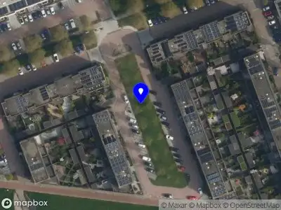 Ambulance met grote spoed naar de Perobahout in Zoetermeer