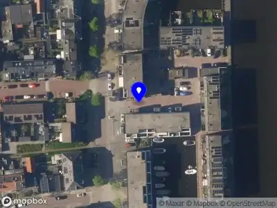 Ambulance met grote spoed naar de Arubastraat in Alphen aan den Rijn