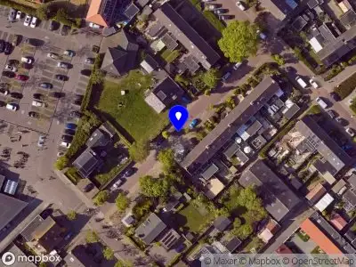 Ambulance met gepaste spoed naar de Binsbergenstraat in Den Burg