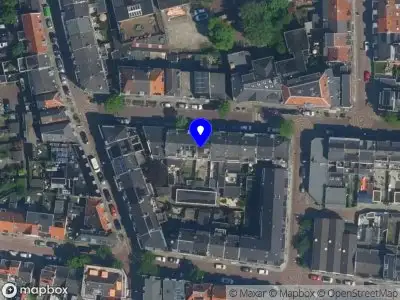 Ambulance met gepaste spoed naar de Palmstraat in Haarlem