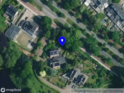 Politie naar de Overstichtlaan in Deventer vanwege aanrijding met letsel