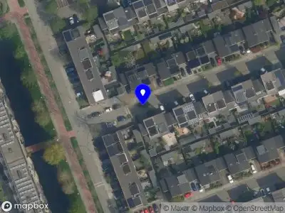 Ambulance met grote spoed naar de Poldermeesterstraat in Delfgauw