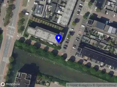 Ambulance met grote spoed naar de Kolblei in Papendrecht