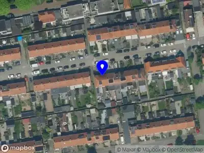 Ambulance met grote spoed naar de Hugo de Grootstraat in Purmerend