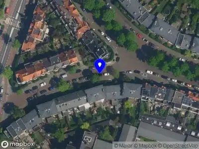 Ambulance met grote spoed naar de Kleverparkstraat in Haarlem