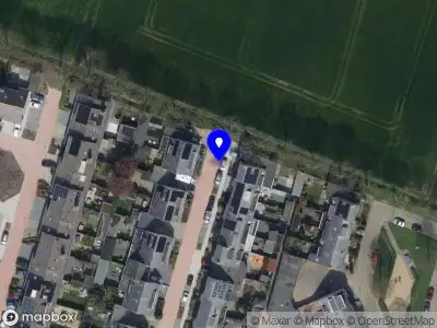 Brandweer met grote spoed naar de Schermerhornstraat in Oosterhout vanwege gebouwbrand