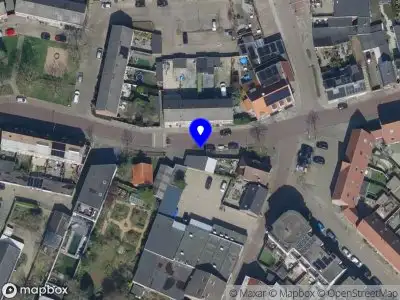 Politie met grote spoed naar de Bakkerstraat in Oosterhout vanwege letsel