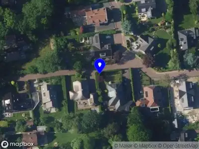 Brandweer met gepaste spoed naar de Breeweg in Laren vanwege wateroverlast