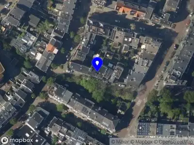 Brandweer met grote spoed naar de Snelliuskade in Utrecht vanwege afhijsen patient
