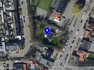 Ambulance met grote spoed naar de Rijksstraatweg in Hellevoetsluis