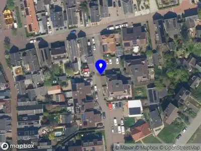 Brandweer met grote spoed naar de Meubelmakerstraat in Ammerstol vanwege een buitenbrand