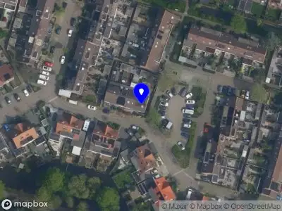 Ambulance met grote spoed naar de Meidoornstraat in Bleiswijk
