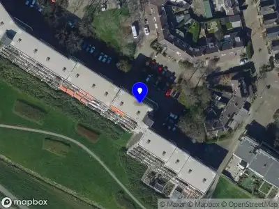 Ambulance met grote spoed naar de Zeegat in Hellevoetsluis
