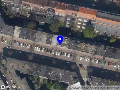 Ambulance met gepaste spoed naar de Willem Buytewechstraat in Rotterdam