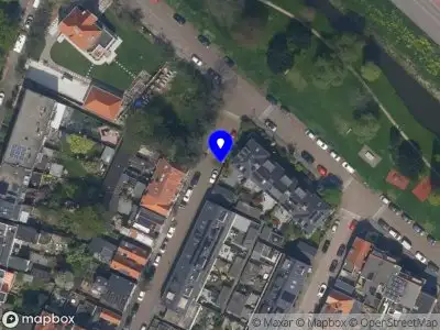 Ambulance met gepaste spoed naar de Beukestraat in Vlaardingen