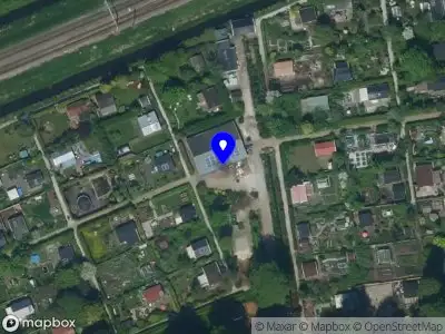 Ambulance met gepaste spoed naar de Stekeldijk in Purmerend