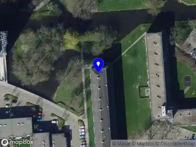 Ambulance met grote spoed naar de Eikenlaan in Spijkenisse