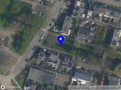 Ambulance met grote spoed naar de Zwanendreef in Bleiswijk