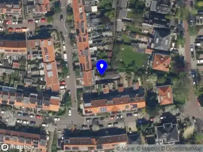 Ambulance met gepaste spoed naar de Julianalaan in Vlaardingen