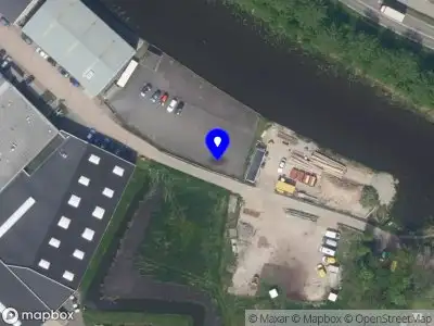Ambulance met gepaste spoed naar de Hoekse Aarkade in Ter Aar