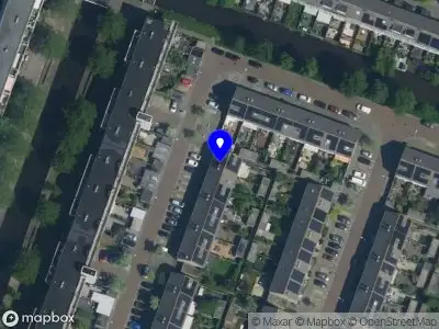 Brandweer met grote spoed naar de Hans Schollstraat in Haarlem vanwege afhijsen patient