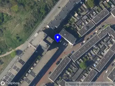 Ambulance met grote spoed naar de Griendsestraat in 's-Gravenhage