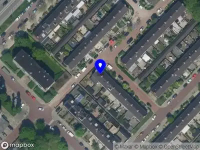 Ambulance met grote spoed naar de Sèvrestraat in Heemskerk