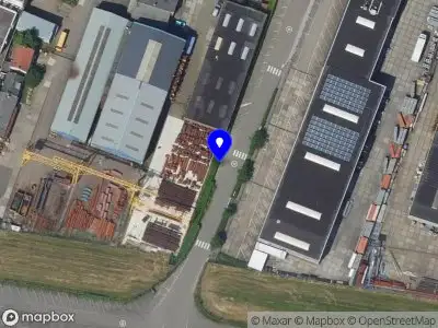 Ambulance met grote spoed naar de Molendijk in Sliedrecht