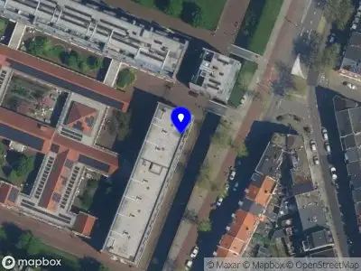 Ambulance met grote spoed naar de Lansiersstraat in Haarlem