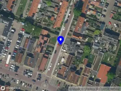 Brandweer met grote spoed naar de Raadhuisstraat in Middenbeemster vanwege afhijsen patient