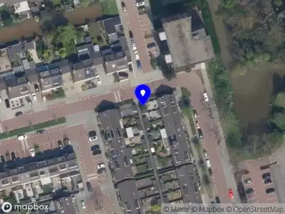 Ambulance met gepaste spoed naar de Alexandriëstraat in Rotterdam