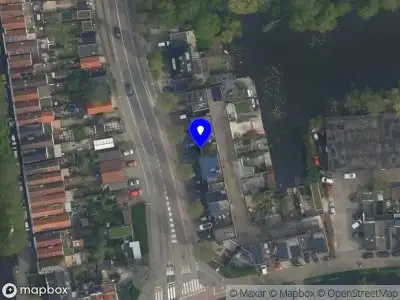 Brandweer met grote spoed naar de Zuidelijke Zwarteweg in Gouda vanwege reanimatie