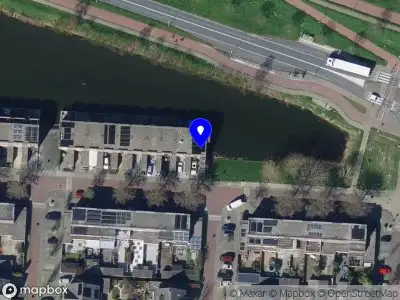 Ambulance met gepaste spoed naar de Hudighaven in Barendrecht