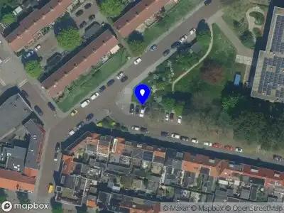 Ambulance met grote spoed naar de Houtmanstraat in IJmuiden