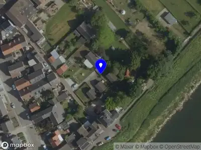 Brandweer met grote spoed naar de Dijkweg in Elsloo vanwege gebouwbrand