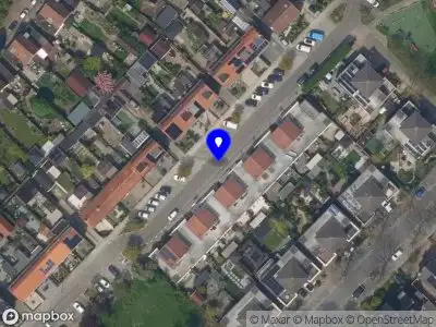 Ambulance met grote spoed naar de Graaf Lodewijkstraat in Ridderkerk