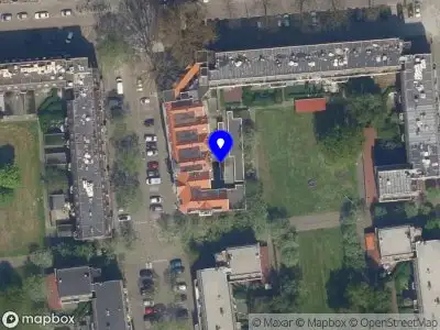 Ambulance met gepaste spoed naar de Hugo de Grootstraat in Rotterdam