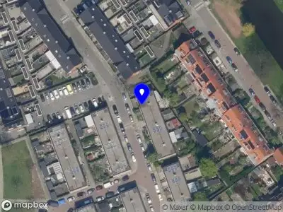 Ambulance met grote spoed naar de Koornwaardstraat in Rotterdam
