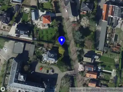 Brandweer met grote spoed naar de H.B.S.Laan in Oud-Beijerland vanwege afhijsen patient