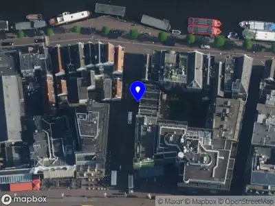 Politie met grote spoed naar de Bakkersstraat in Amsterdam vanwege ongeval met letsel