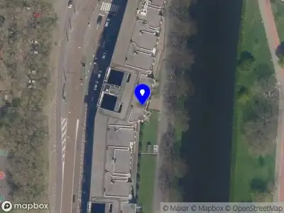 Brandweer met grote spoed naar de Boezemkade in Rotterdam vanwege voertuigbrand